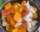 Foto del paso 1 de la receta: Caldito casero (Con sal)