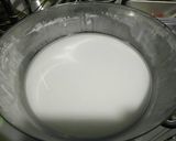 Hình bước làm 1 của món Bánh Gói (bánh giò)