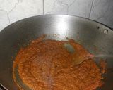 A picture of step 3 of Amritsari masala nutri with bread.