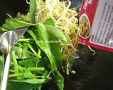Foto langkah ke 4 dari resep Tumis Kangkung Tauge Saus Tiram.