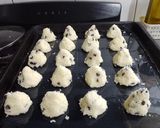 Foto del paso 3 de la receta: Coquitos con Chips de Chocolate