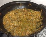 Foto del paso 5 de la receta: Salteado de arroz carne y pollo con verduras con salsa agridulce