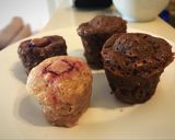 Foto del paso 10 de la receta: Mug cake o muffins al microondas de chocolate, vainilla, frutilla o limón light y rápido