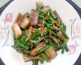Foto langkah ke 7 dari resep Tumis Kacang Panjang dan Terong.