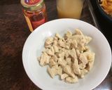 Foto del paso 1 de la receta: Tallarines con pollo y parmesano