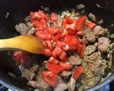 Une image de l'étape 10 de Soupe au bœuf, céleri, tomates et pois chiches.