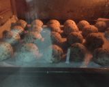 Hình bước làm 5 của món Bánh mì mè cona Hàn Quốc