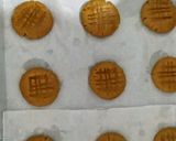 Foto langkah ke 5 dari resep Soft Peanut Butter Cookies.