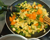 Foto del paso 7 de la receta: Lentejas rojas con calamares y verduras