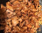 A picture of step 2 of Braised Pork Belly.