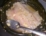 Foto del paso 3 de la receta: Filete de pescado con aderezo de Guajillo