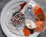 Foto del paso 6 de la receta: Calaveritas de chocolate
