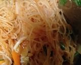 Foto langkah ke 3 dari resep Bihun Soun goreng bersayur.