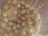 Ñoquis Integrales de Zapallo con Salsa de Garbanzos y Champiñones al Pesto