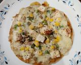 A picture of step 6 of ROTI TAWA PIZZA...