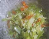 A picture of step 1 of Lemon coriander soup.