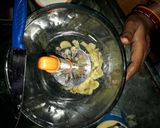 A picture of step 1 of Falahari maalpuye.