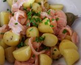 A picture of step 3 of Potato and smoked salmon salad.