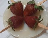 Foto del paso 2 de la receta: Frutillas bañadas con chocolate