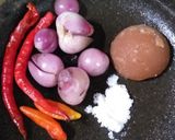 Foto langkah ke 3 dari resep Bayam Brambang Asem.