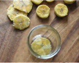 Foto del paso 4 de la receta: Tostones y chips de plátano verde