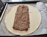 Foto del paso 5 de la receta: Hojaldre normal o sin gluten con morcilla de arroz, yogur y queso a tú gusto