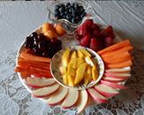 Foto del paso 3 de la receta: Bandeja y jugo de frutas de la estación