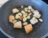 Foto del paso 1 de la receta: Solomillo de pavo en pepitoria con champiñones y patatas