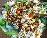 Foto langkah ke 3 dari resep Kwetiau Goreng Seafood.