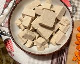 A picture of step 1 of Tofu and Pineapple Stir-Fry.
