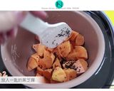 “金黃芝麻地瓜”電鍋料理小資女健康小點心的食譜步驟2照片