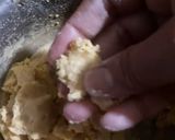 A picture of step 2 of Paran Puri Paratha.