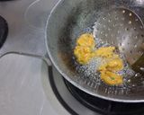 A picture of step 5 of Sponge Gourd Fritters.