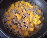Foto del paso 3 de la receta: Yogurt con avena, almendra y mango caramelizado