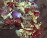 Foto langkah ke 1 dari resep Mie telur goreng terasi (cap 3 ayam).