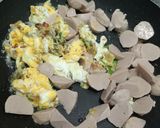 Foto langkah ke 4 dari resep Seblak Kerupuk Khas Sunda.