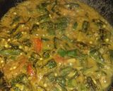 A picture of step 3 of Sarso wali bhindi.