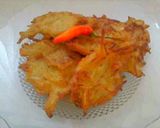 Foto langkah ke 4 dari resep Kudapan Asin : Bakwan Manisa.