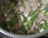 Foto langkah ke 4 dari resep Sayur Sop Bakso.