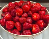 Bazsalikomos-rebarbarás szamócalekvár recept fázis 2 fotója