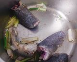 Hình bước làm 1 của món Canh cải bó xôi cá rô đồng