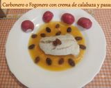 Foto del paso 9 de la receta: Carbonero o Fogonero con crema de calabaza y pasas