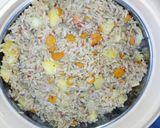 A picture of step 8 of Carrots and potatoe rice.