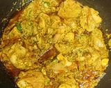 A picture of step 5 of Mint chicken masala.