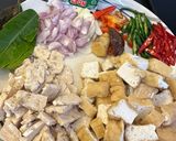 Foto langkah ke 1 dari resep Sayur santan tempe tahu.