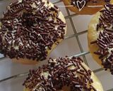 Foto langkah ke 7 dari resep Donat eggless lembut (metode sponge).