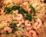 Hình bước làm 4 của món Mỳ xào tôm