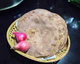A picture of step 4 of Nachani bhakri.
