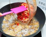 Foto langkah ke 4 dari resep Cumi Asin Sambal Matah.
