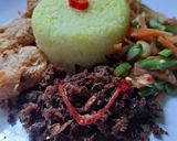Foto langkah ke 5 dari resep Menu Anak: Abon Pindang.